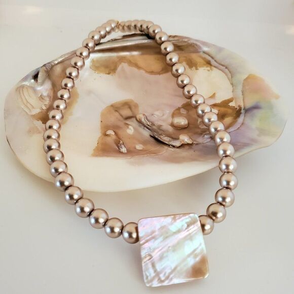 Hand Crafted Jewelry - Taupe color glass pearl necklace - Handmade (NEW)